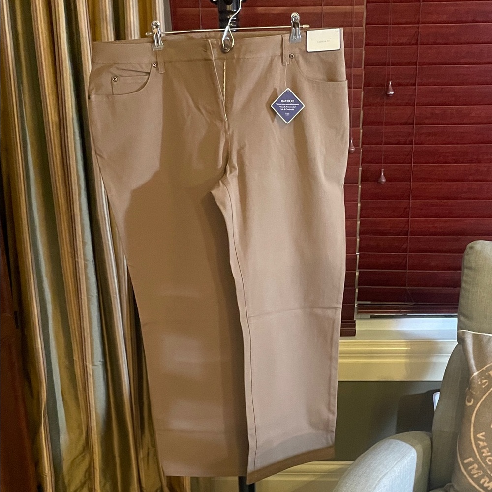 NWT Men's Tan Pants